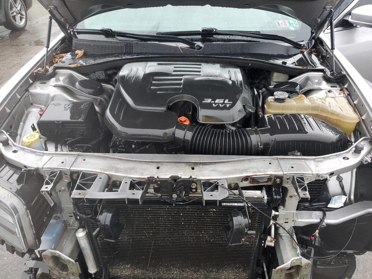 2013 Chrysler 300 S VIN: 2C3CCABG6DH658335 Lot: 82272815