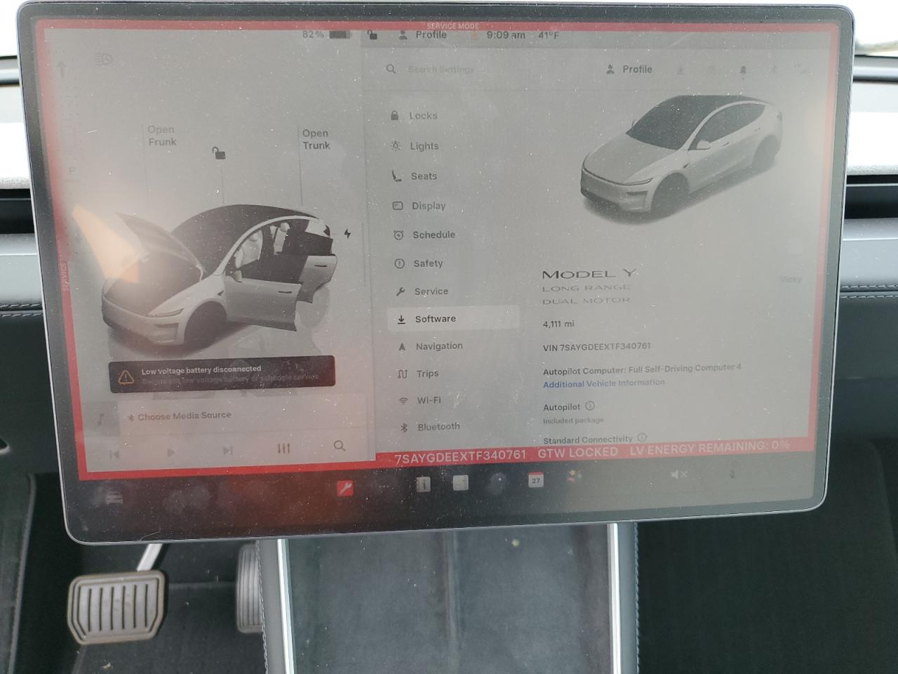 2026 Tesla Model Y VIN: 7SAYGDEEXTF340761 Lot: 89853635