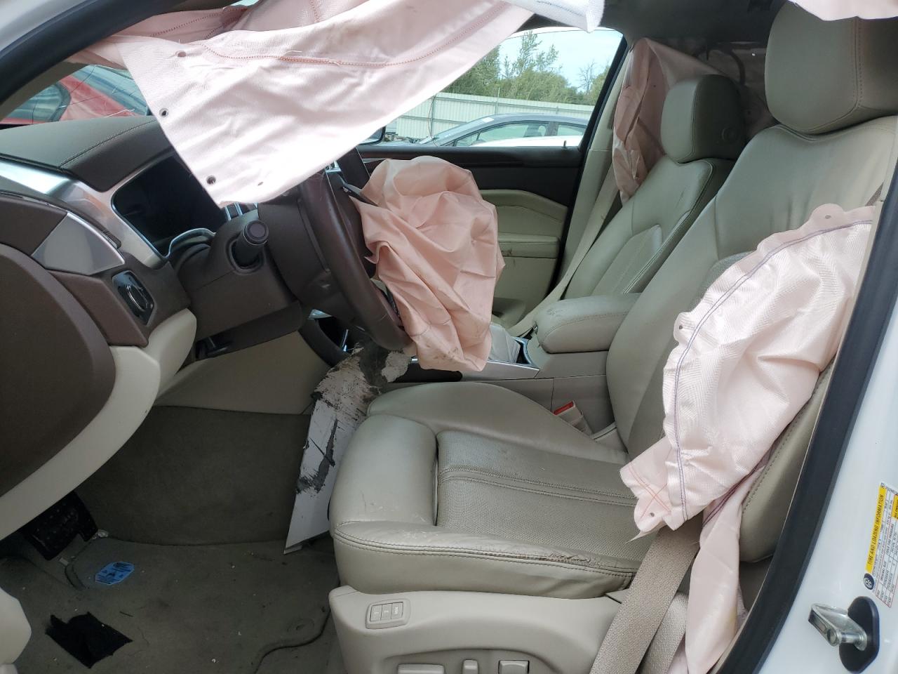 2015 Cadillac Srx Luxury Collection VIN: 3GYFNEE36FS557311 Lot: 85869855