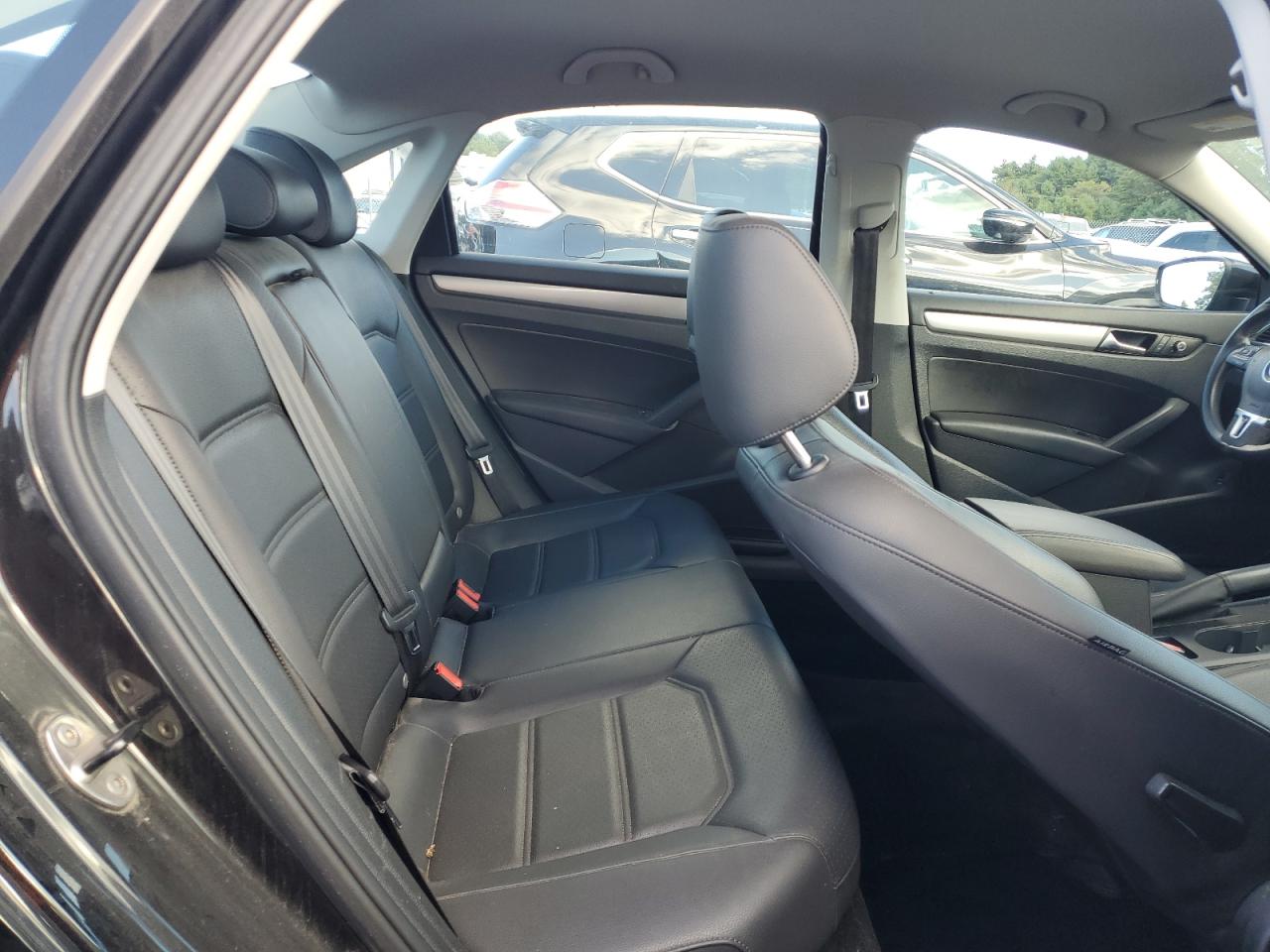 2014 Volkswagen Passat S VIN: 1VWAT7A33EC103185 Lot: 86240805
