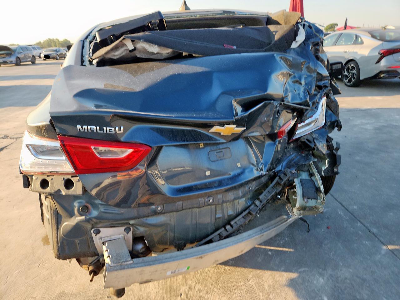 2019 Chevrolet Malibu Ls VIN: 1G1ZB5ST2KF215894 Lot: 85131415