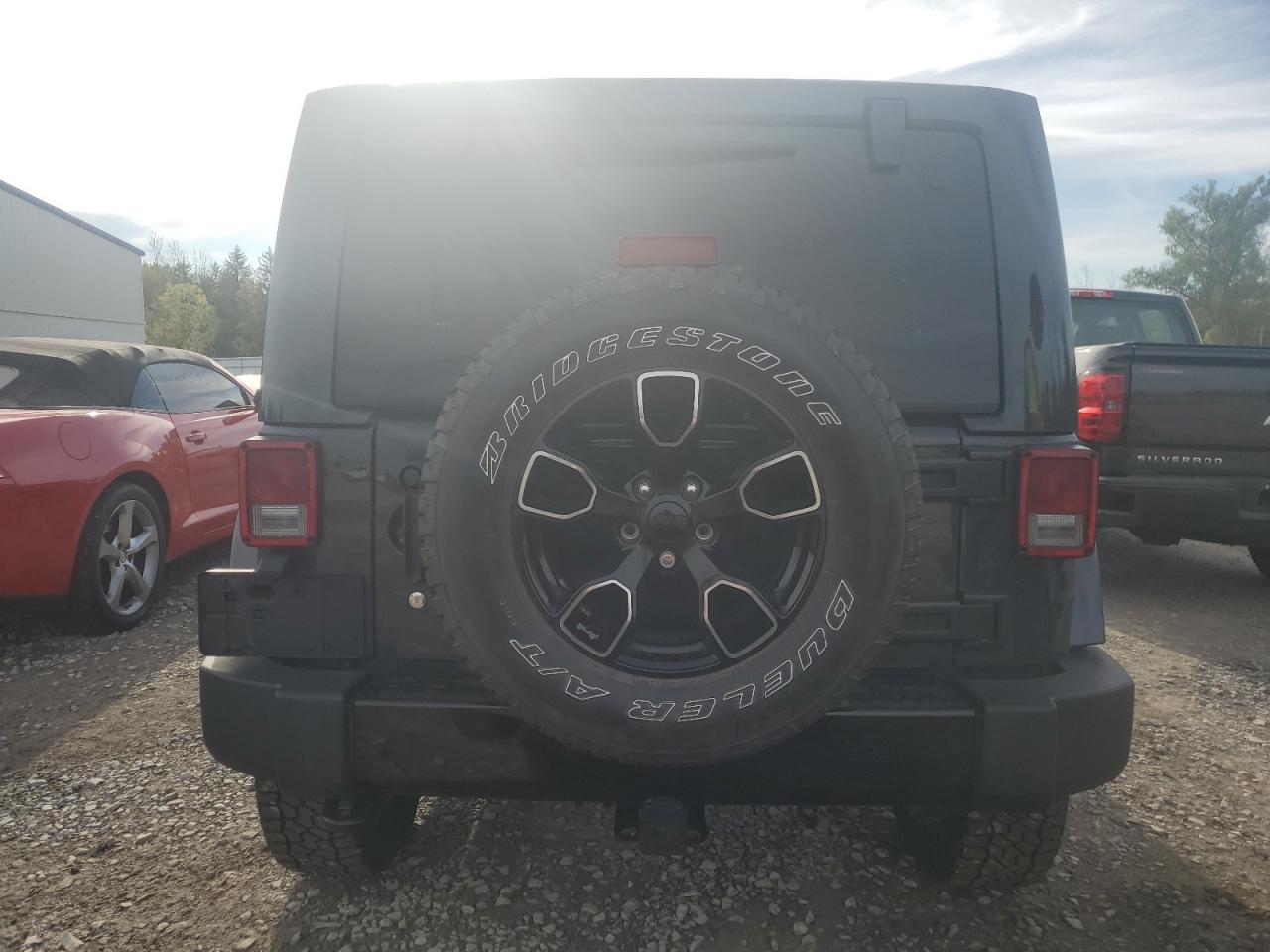 2018 Jeep Wrangler Unlimited Sahara VIN: 1C4BJWEG1JL885937 Lot: 84174925