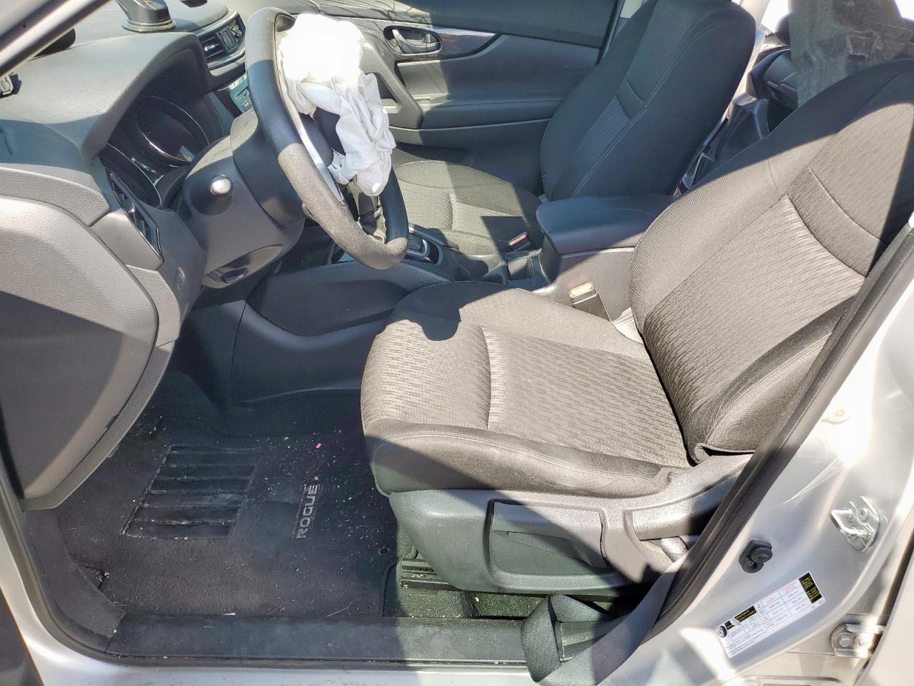 2019 Nissan Rogue S VIN: KNMAT2MT0KP557268 Lot: 82264825