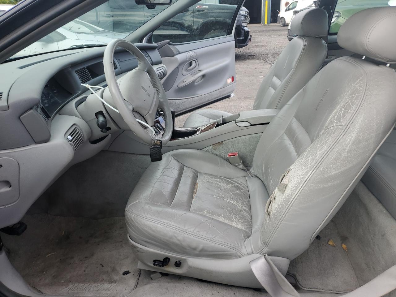 1995 Lincoln Mark Viii Base VIN: 1LNLM91V1SY661567 Lot: 81997845