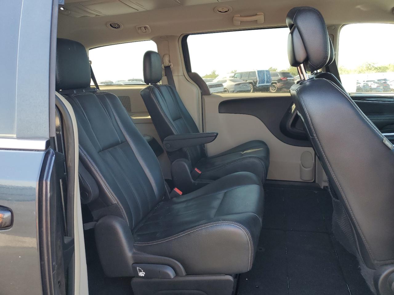 2014 Chrysler Town & Country Touring VIN: 2C4RC1BG5ER382957 Lot: 90738085