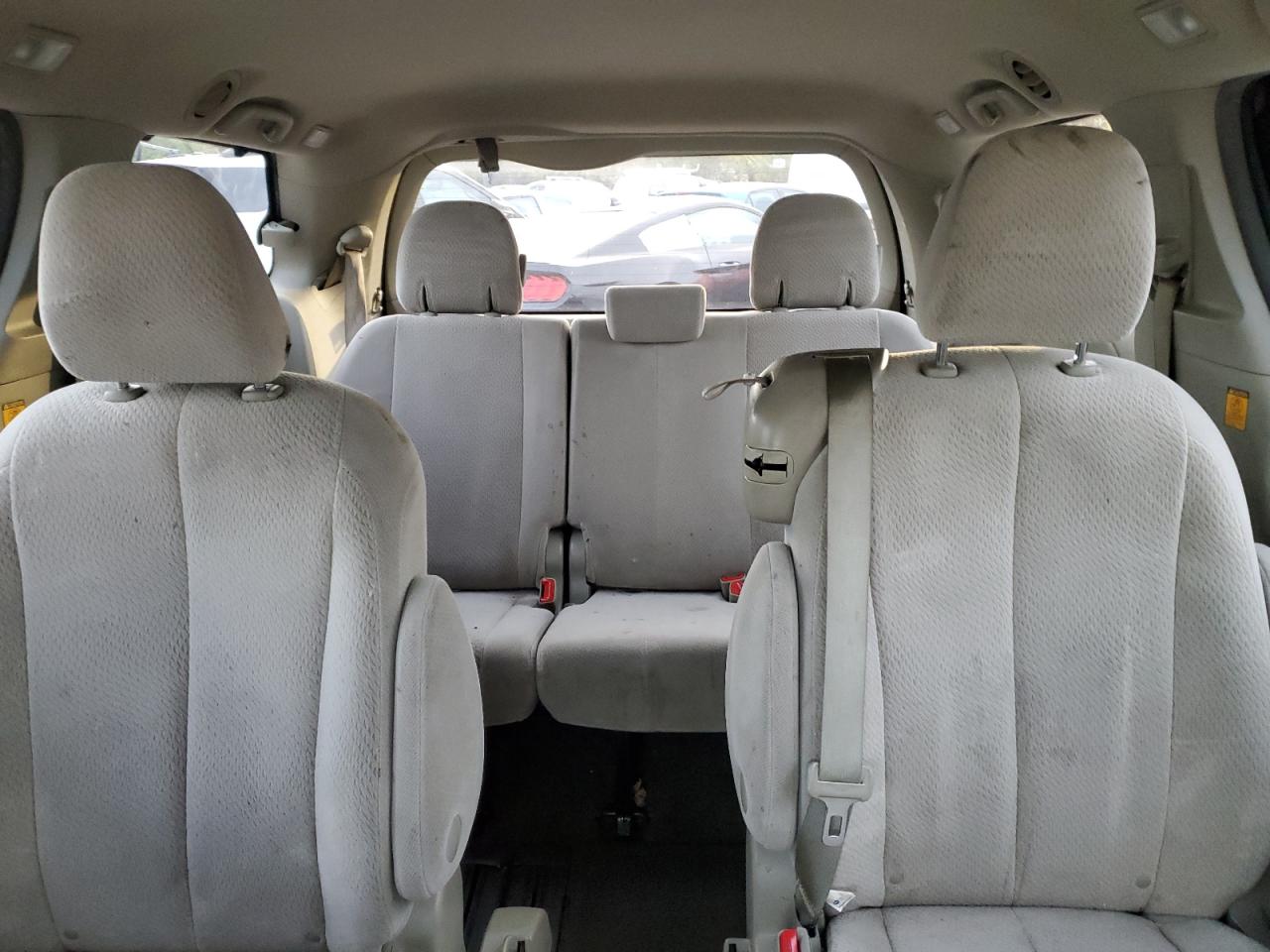 2013 Toyota Sienna Le VIN: 5TDKK3DC5DS386555 Lot: 84052585