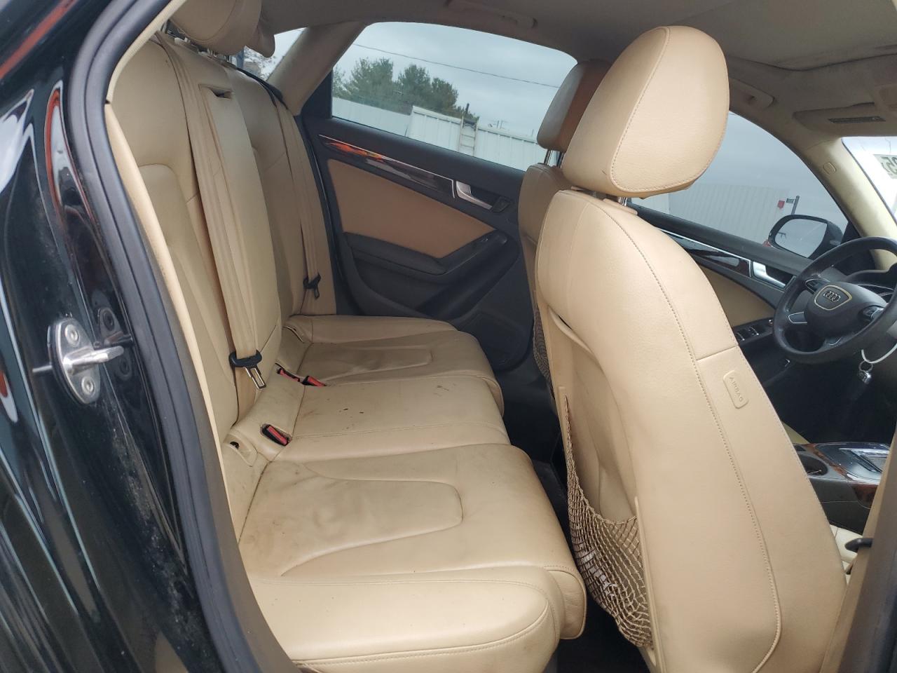 2014 Audi A4 Premium VIN: WAUAFAFL9EN005814 Lot: 90390925