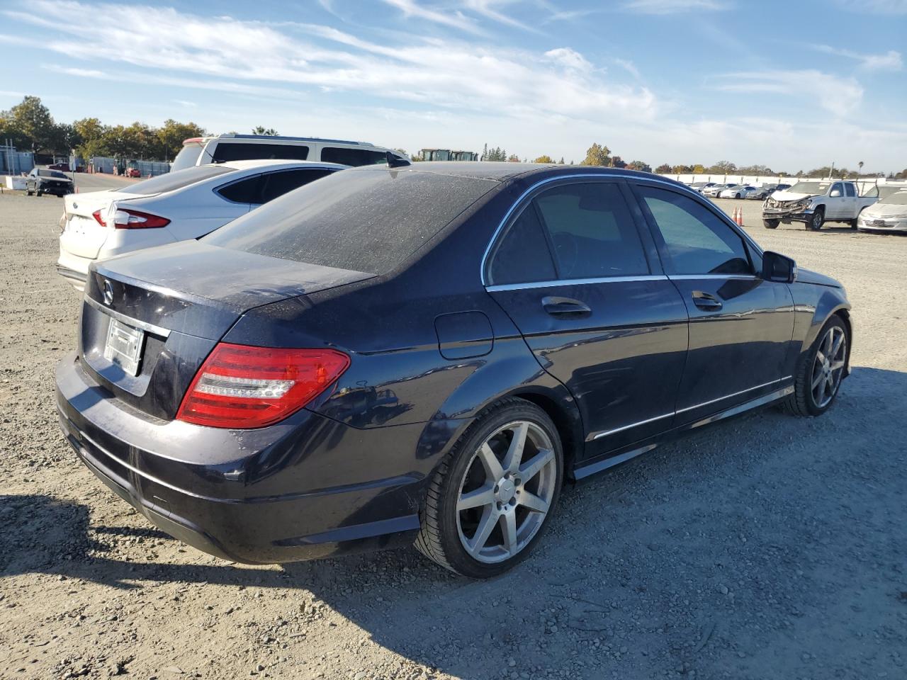 2014 Mercedes-Benz C 250 blue sedan gas WDDGF4HB1EA966388 photo #4