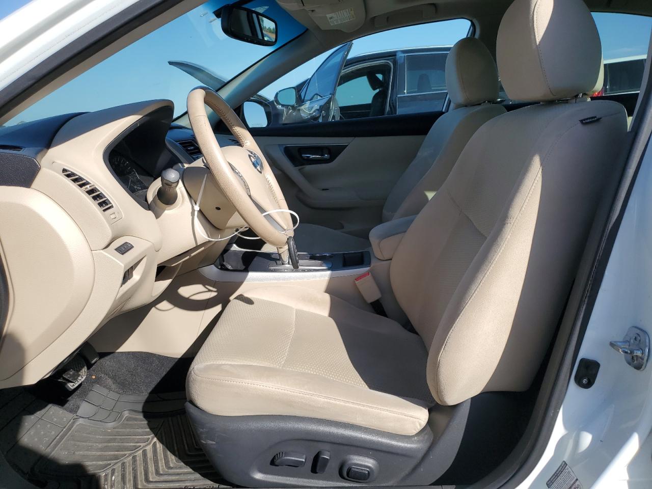 2015 Nissan Altima 2.5 VIN: 1N4AL3AP1FC162578 Lot: 85933065