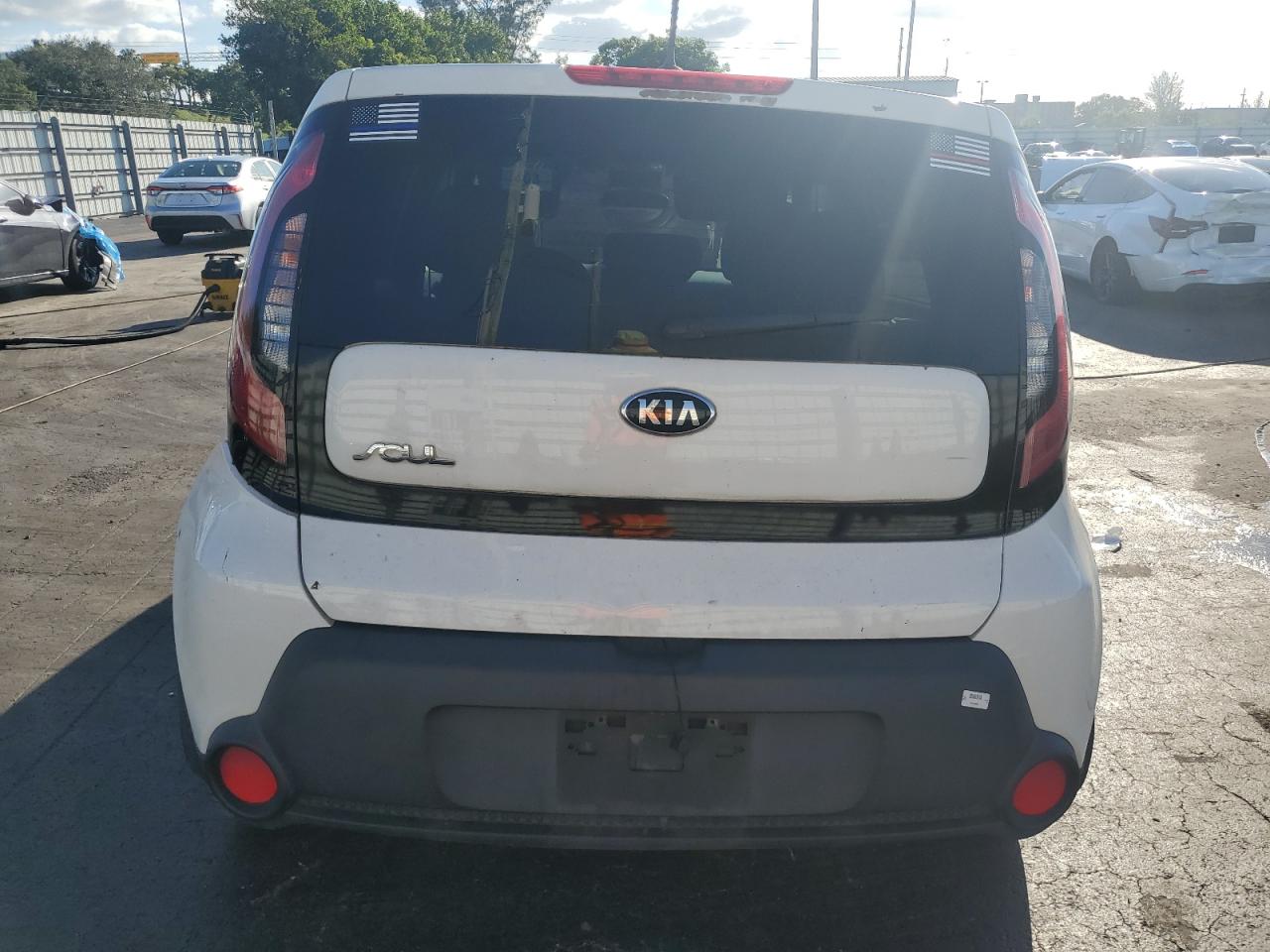 2016 Kia Soul VIN: KNDJN2A22G7377495 Lot: 85300825