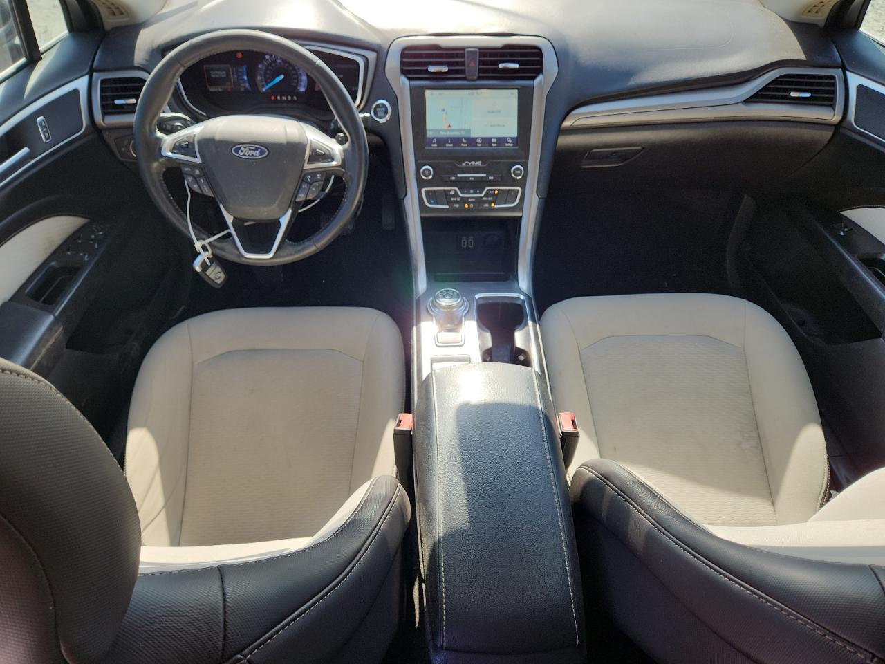 2019 Ford Fusion Se VIN: 3FA6P0HD2KR113728 Lot: 82661695