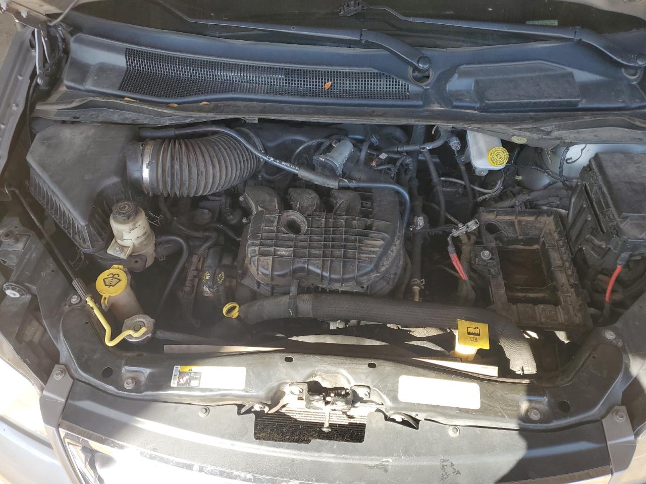 2015 Chrysler Town & Country Touring L VIN: 2C4RC1CGXFR673809 Lot: 85122485