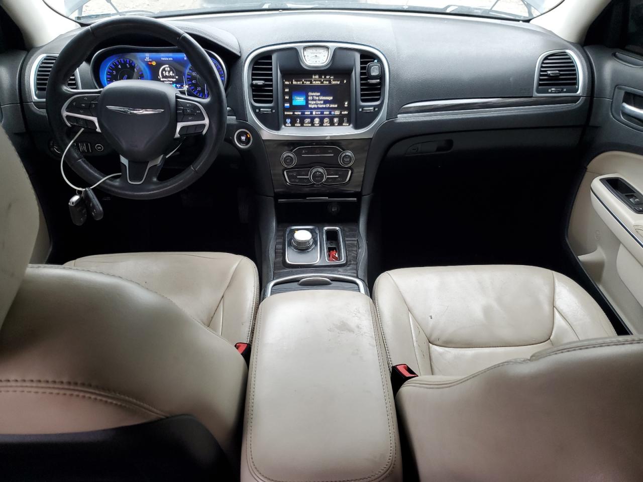 2015 Chrysler 300 Limited VIN: 2C3CCAAG6FH803281 Lot: 82607765