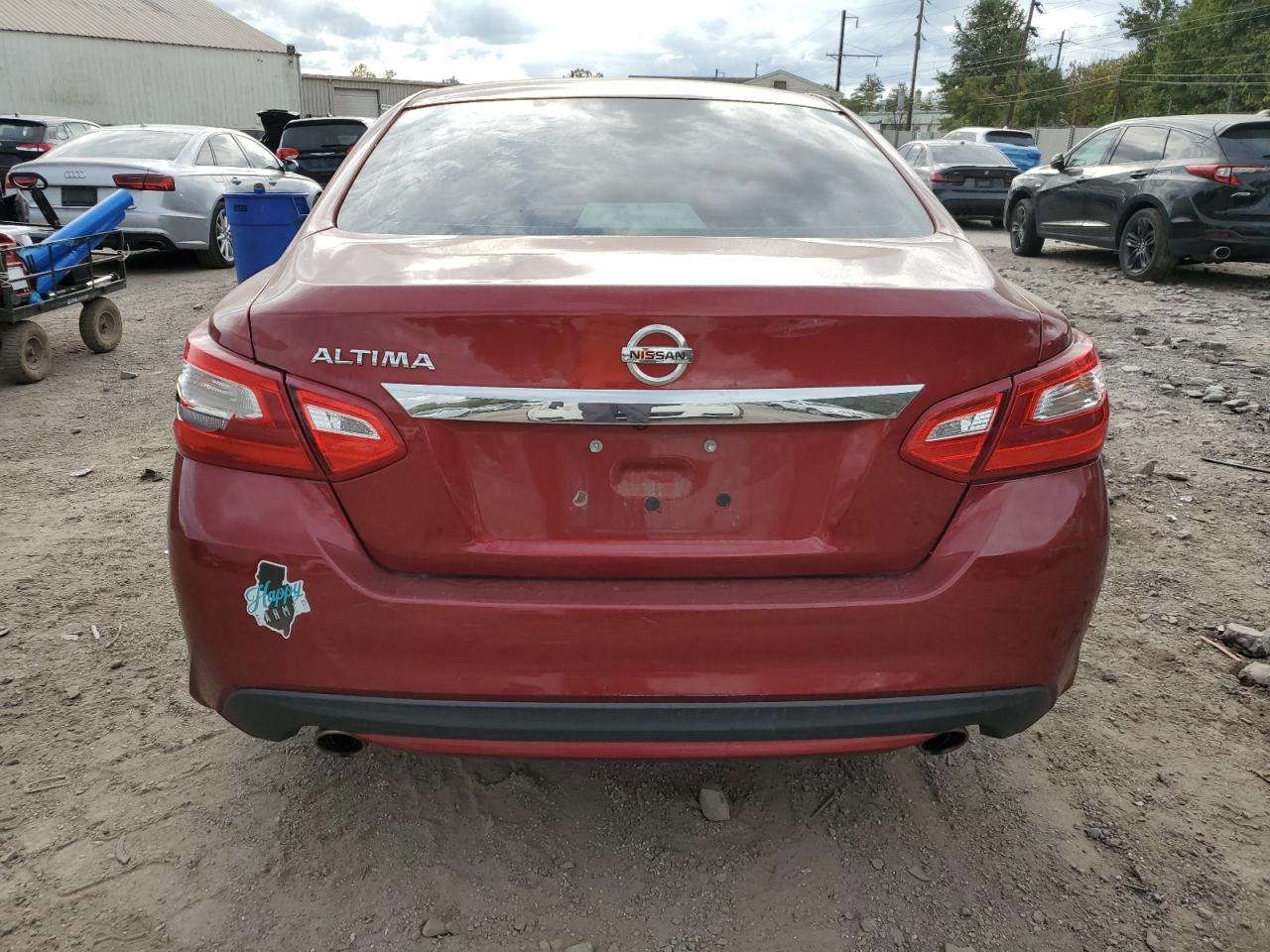 2017 Nissan Altima 2.5 VIN: 1N4AL3AP1HC261694 Lot: 85701385