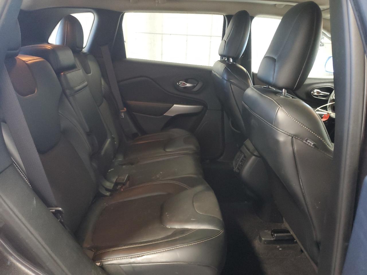 2018 Jeep Cherokee Latitude Plus VIN: 1C4PJMLX8JD515916 Lot: 82539055