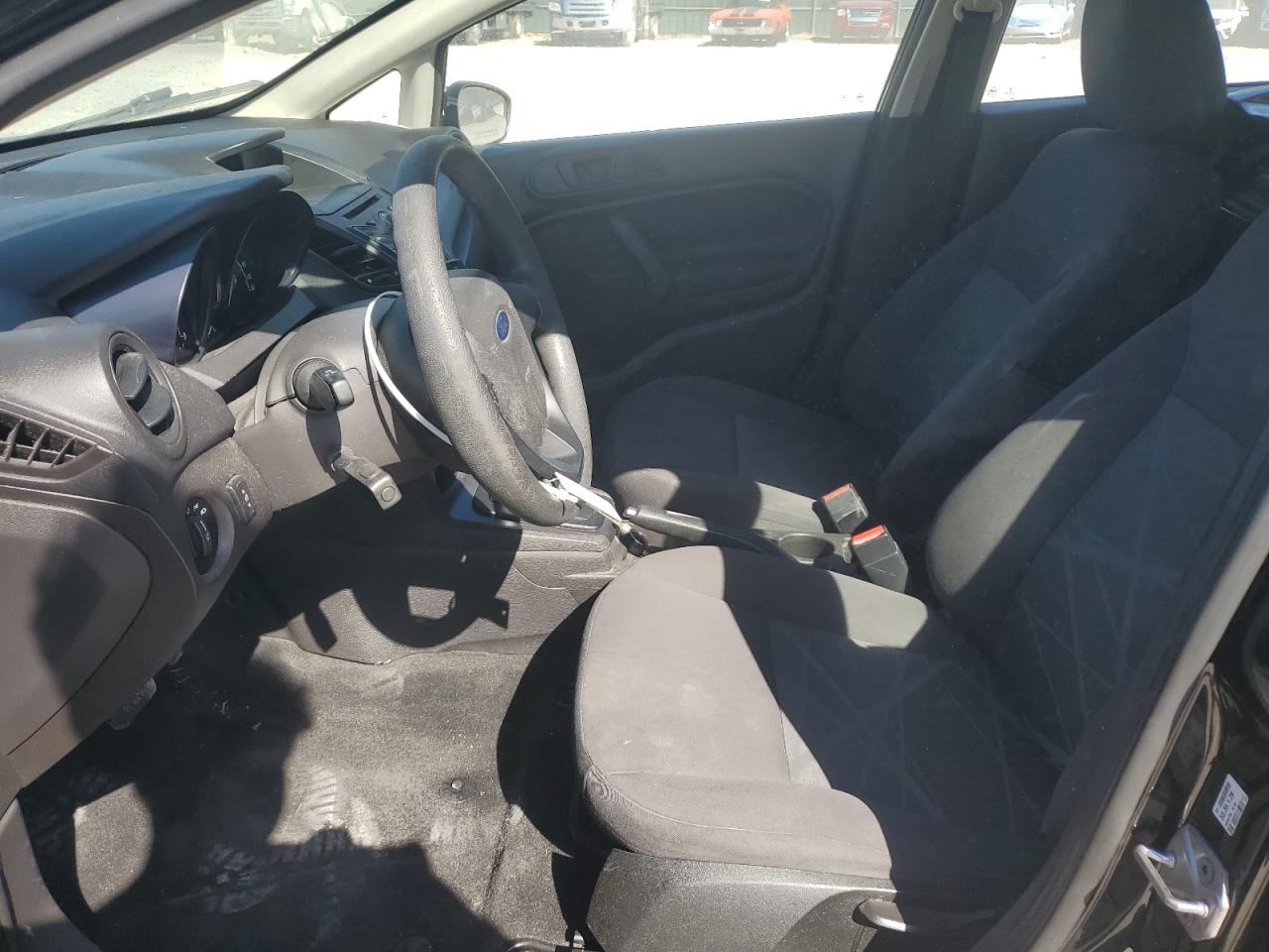 2015 Ford Fiesta S VIN: 3FADP4AJ8FM113802 Lot: 86659335