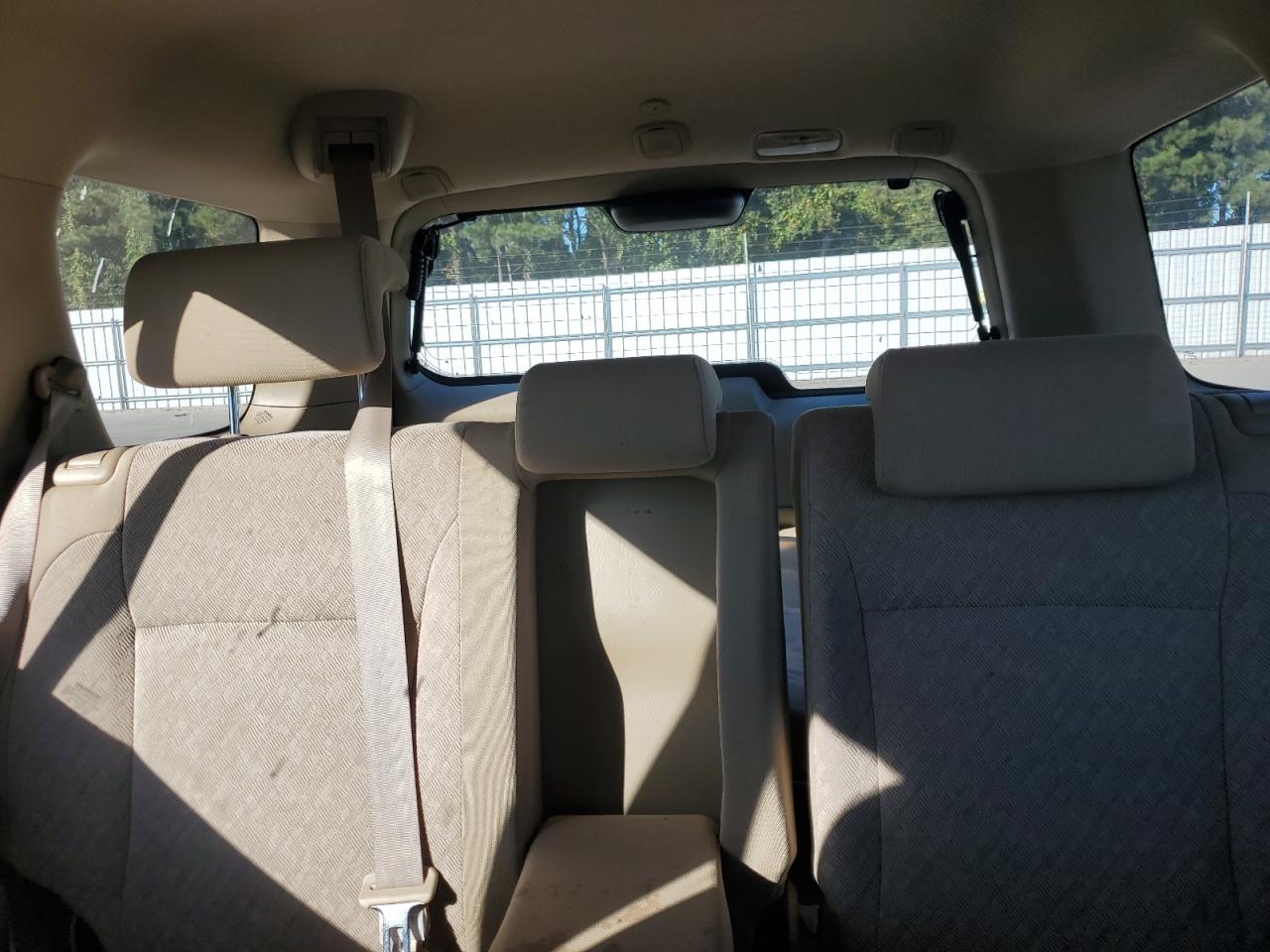 2005 Honda Cr-V Lx VIN: SHSRD68585U303964 Lot: 82495195