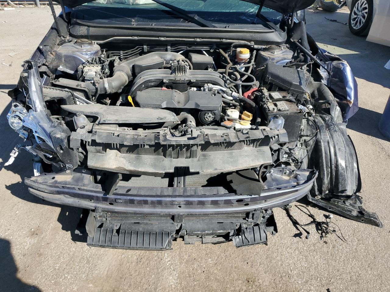 2015 Subaru Legacy 2.5I Premium VIN: 4S3BNAF62F3015425 Lot: 85319205