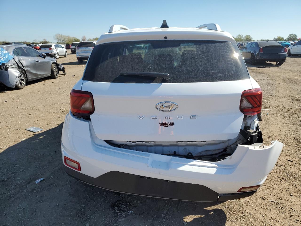 2021 Hyundai Venue Sel VIN: KMHRC8A32MU108135 Lot: 85869825