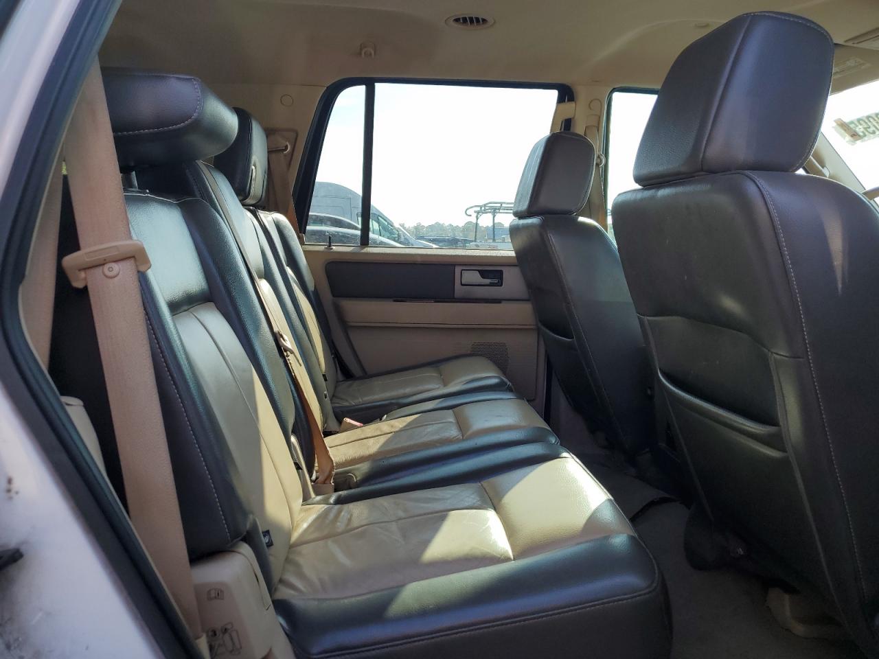 2007 Ford Expedition Eddie Bauer VIN: 1FMFU17567LA03205 Lot: 84812095