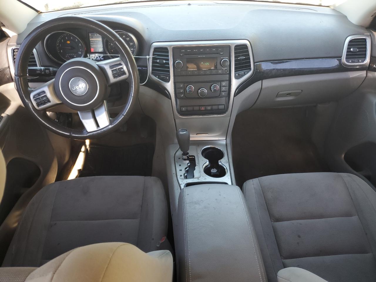 2011 Jeep Grand Cherokee Laredo VIN: 1J4RR4GG3BC677692 Lot: 85567885