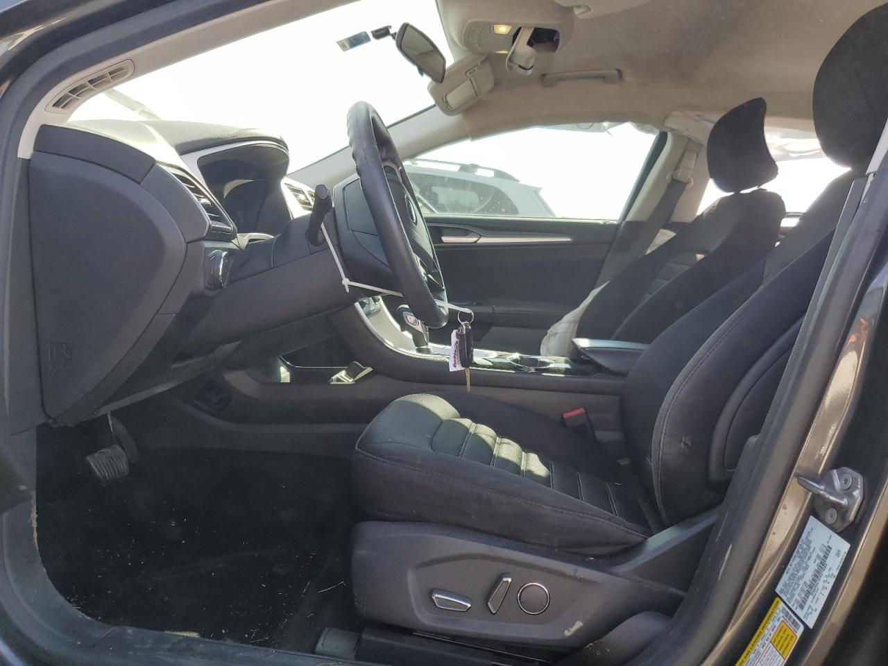 2015 Ford Fusion Se VIN: 3FA6P0H72FR279084 Lot: 90841795