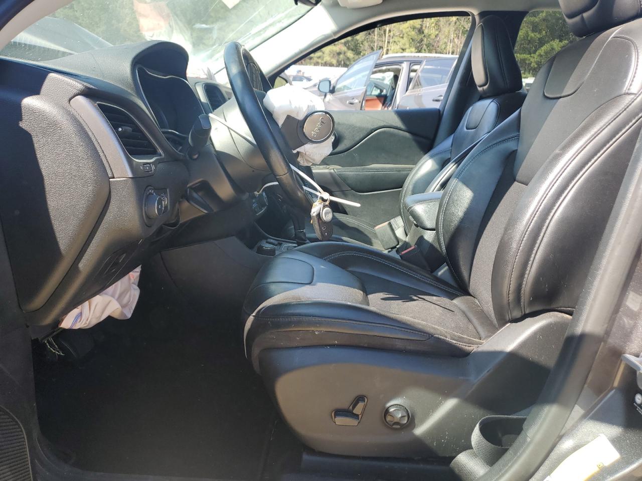 2021 Jeep Cherokee Latitude Plus VIN: 1C4PJMLB7MD109392 Lot: 87022275