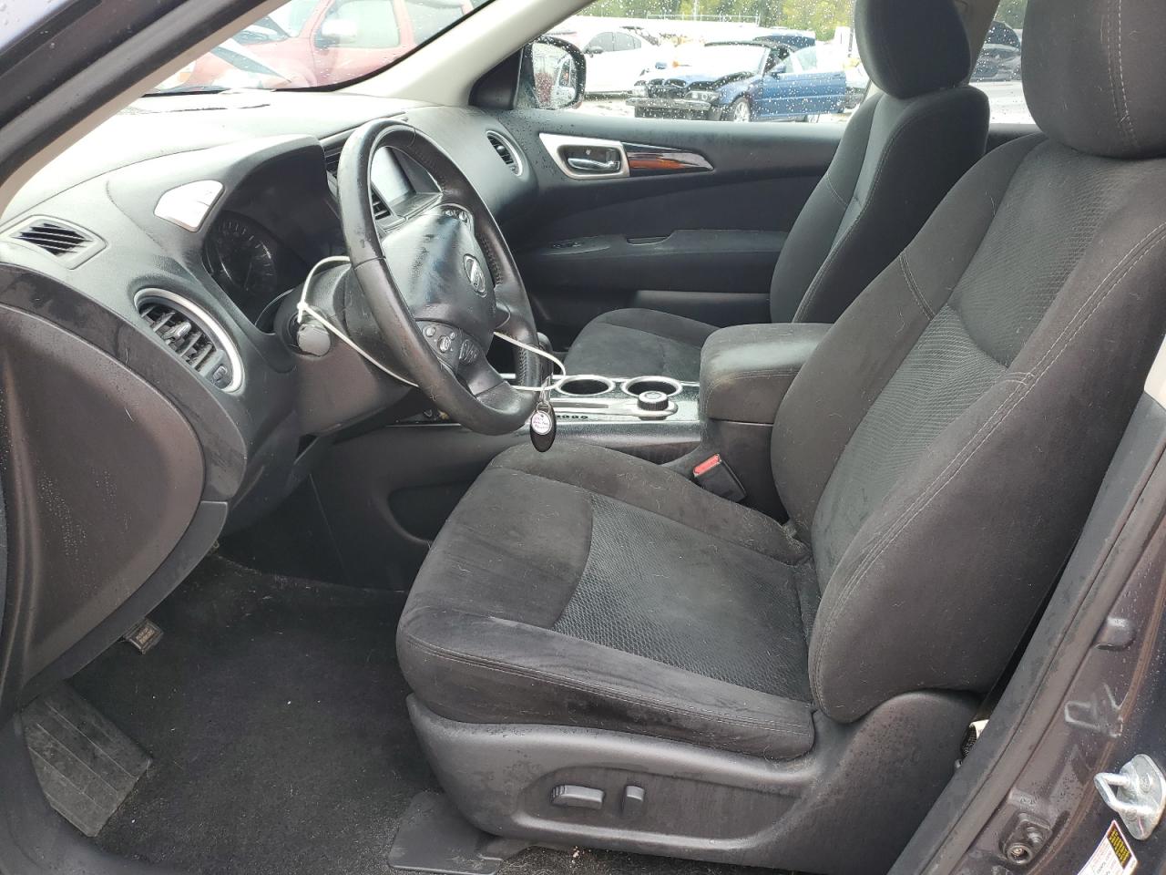 2014 Nissan Pathfinder S VIN: 5N1AR2MMXEC637658 Lot: 84064035