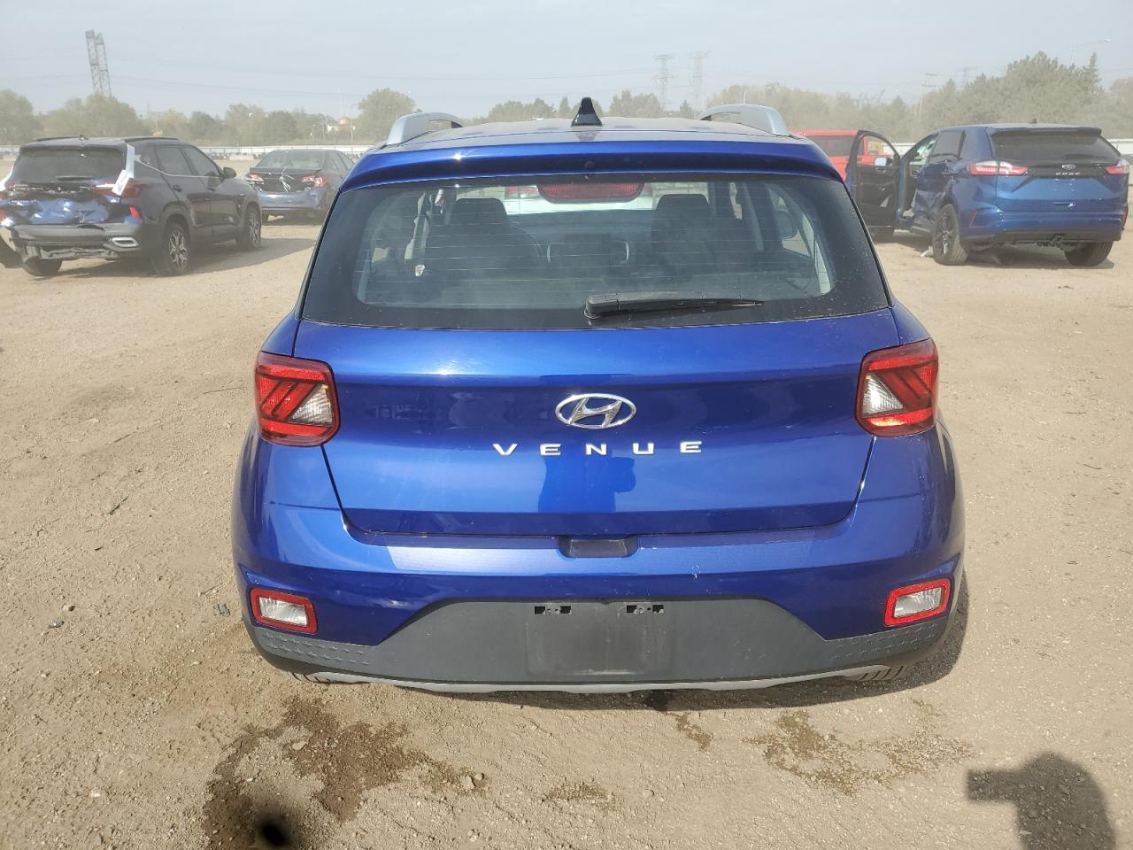 2022 Hyundai Venue Sel VIN: KMHRC8A33NU171326 Lot: 87019185