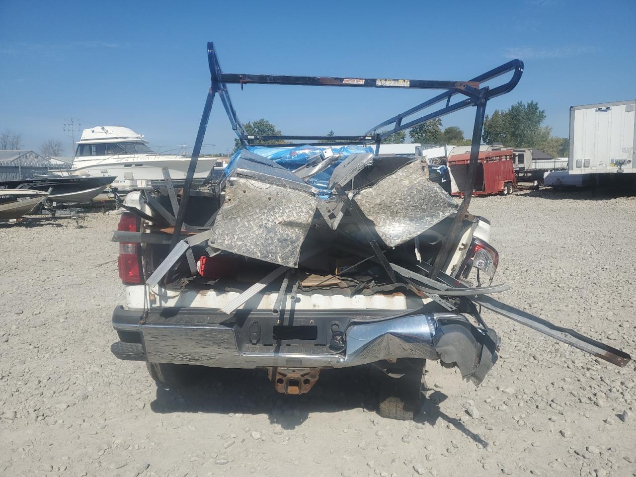 2017 GMC Sierra K2500 Heavy Duty VIN: 1GT12REY2HF212764 Lot: 80336255