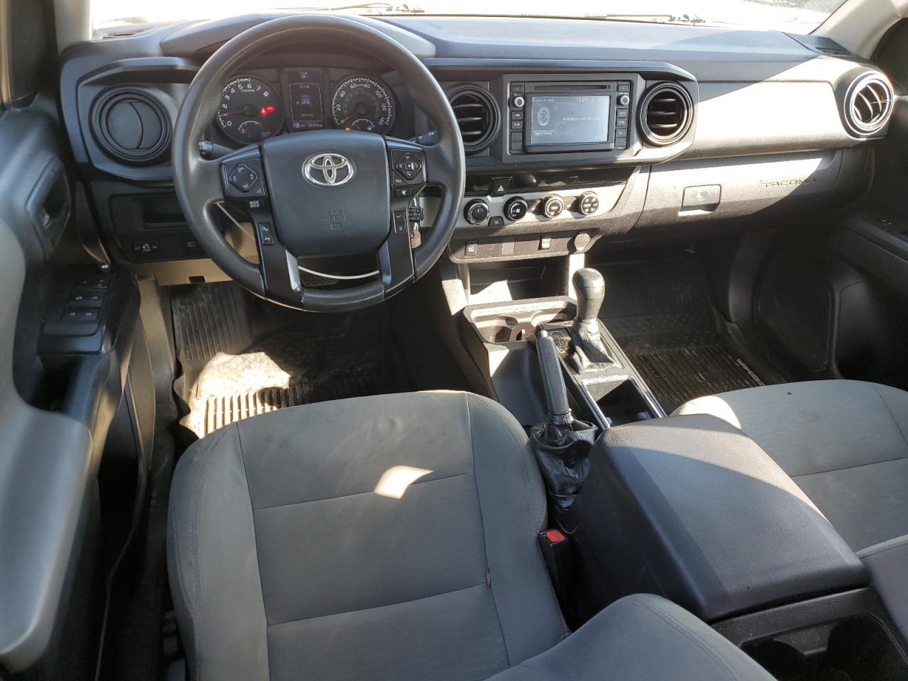 2018 Toyota Tacoma Double Cab VIN: 3TMCZ5AN1JM135688 Lot: 89718265