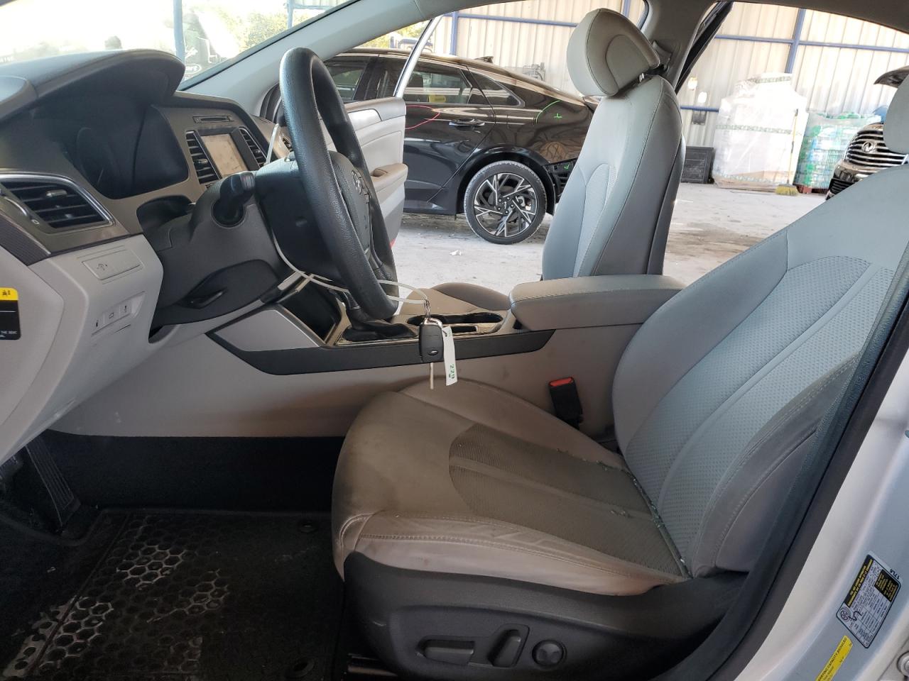 2016 Hyundai Sonata Sport VIN: 5NPE34AF2GH268049 Lot: 82266495