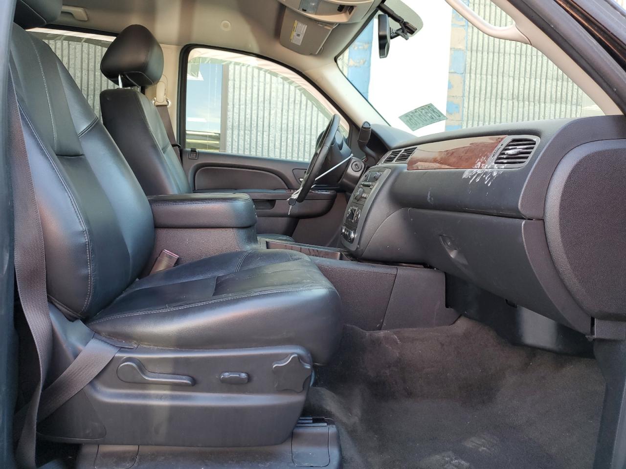 2014 GMC Yukon Xl K1500 Slt VIN: 1GKS2KE77ER213183 Lot: 81515715