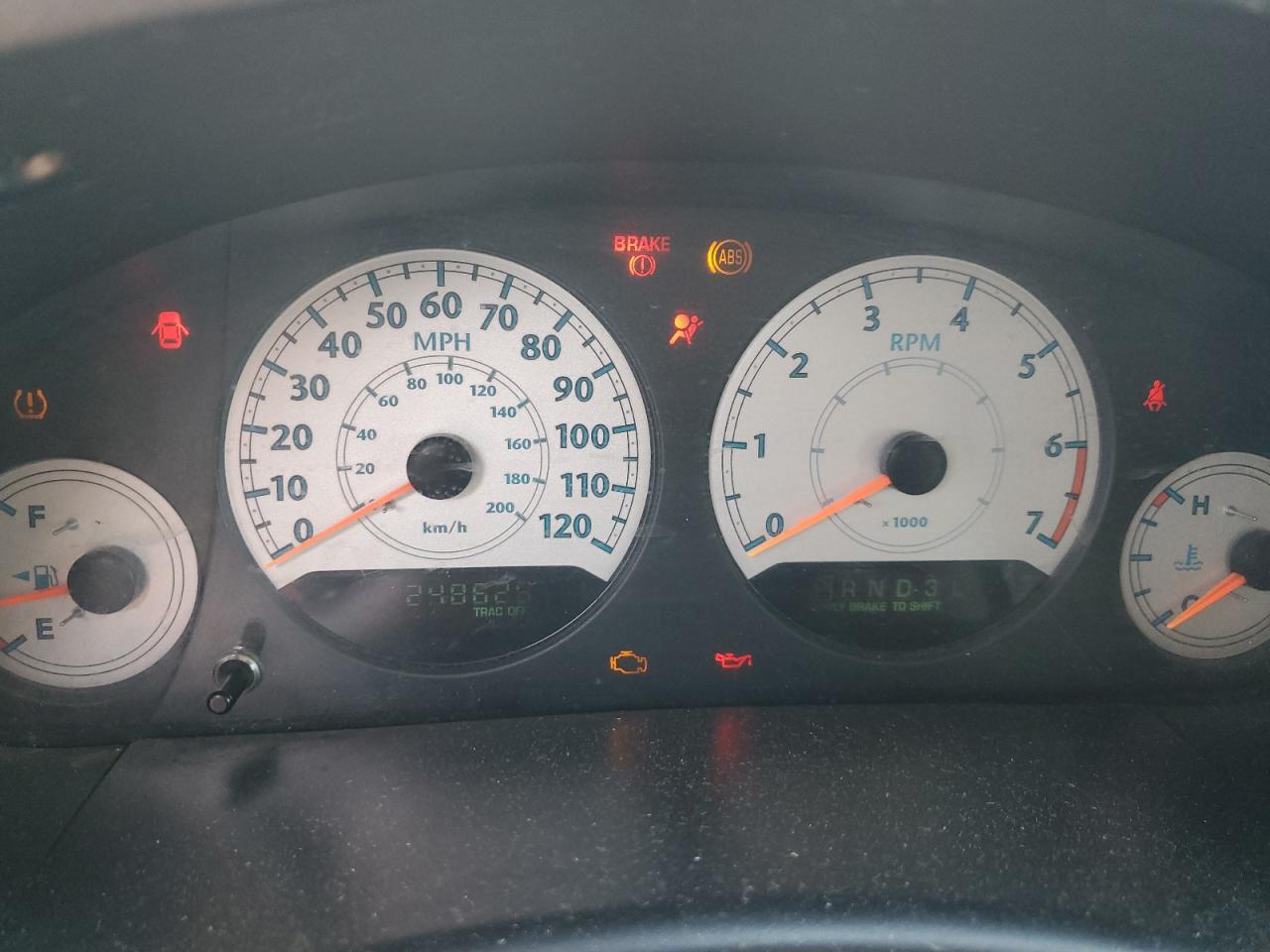 2005 Chrysler Town & Country Touring VIN: 2C4GP54L45R145325 Lot: 86888165