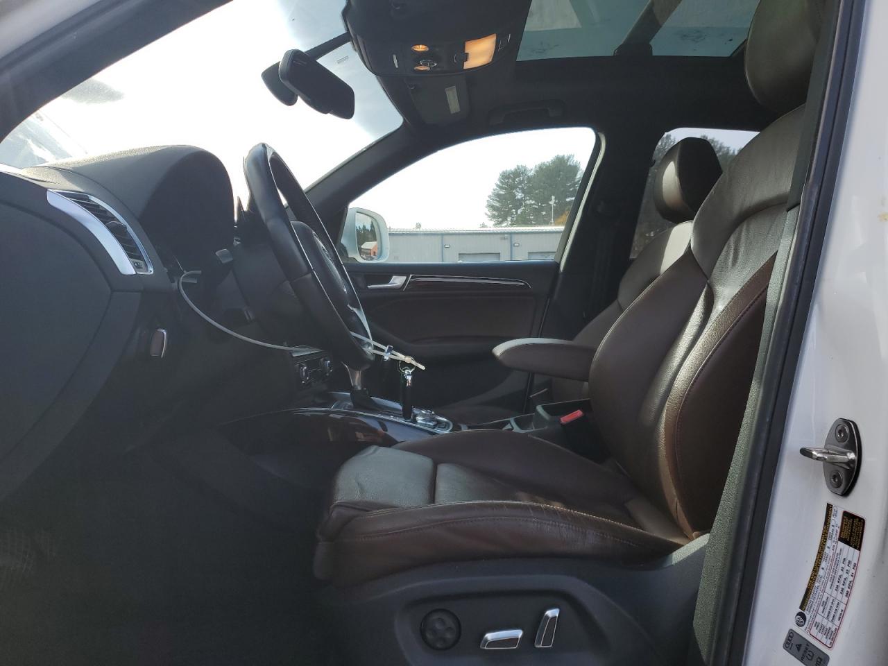 2014 Audi Q5 Premium Plus VIN: WA1LFAFP0EA045425 Lot: 90502175