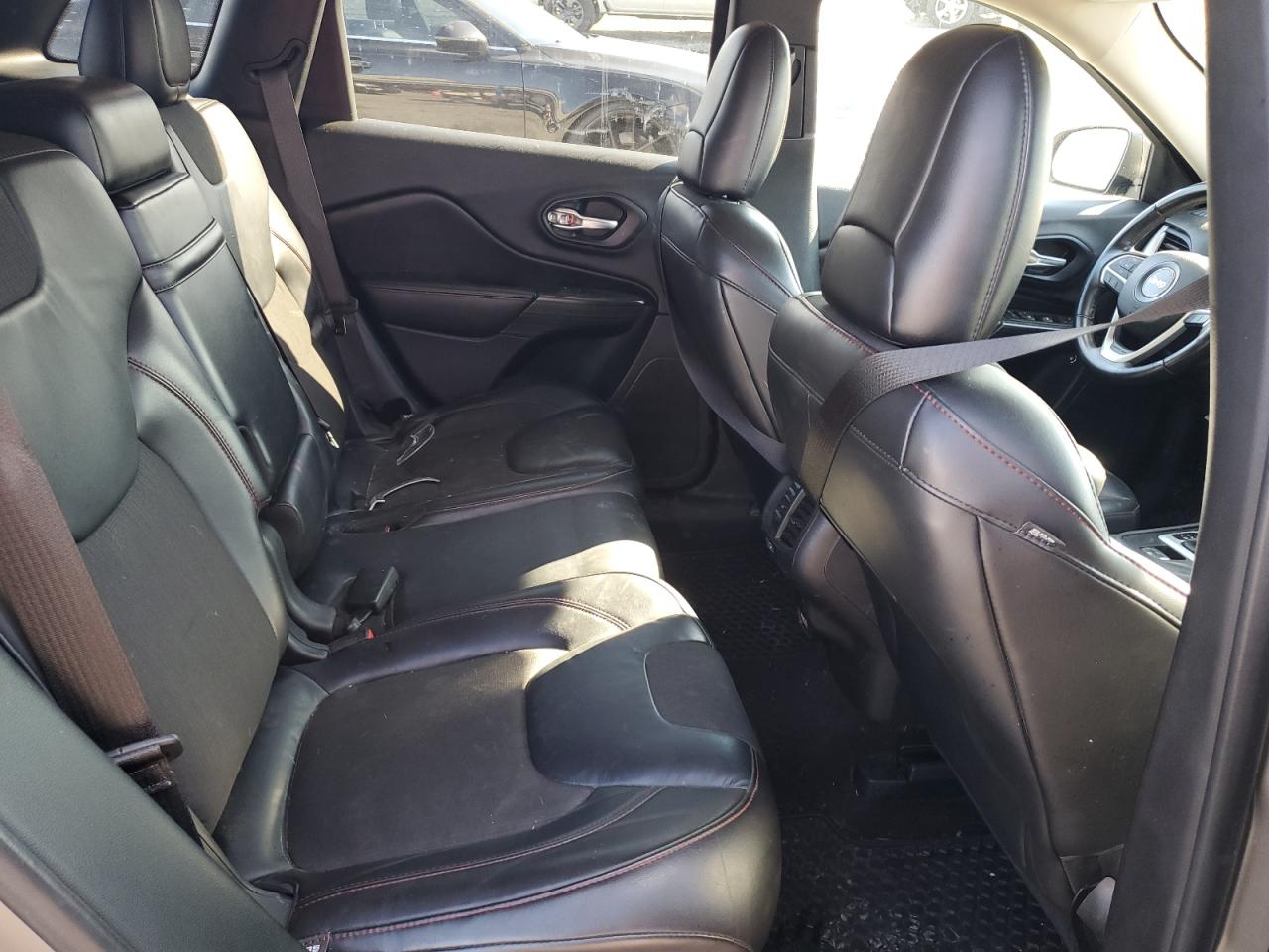 2016 Jeep Cherokee Trailhawk VIN: 1C4PJMBS1GW317438 Lot: 90490195