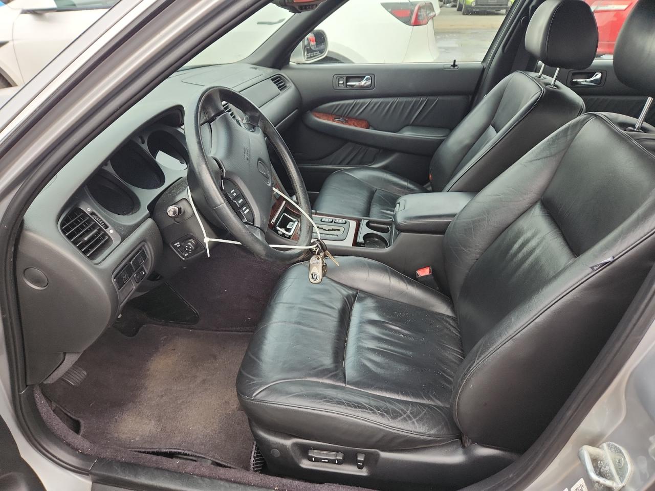 2002 Acura 3.5Rl VIN: JH4KA965X2C001623 Lot: 86440395