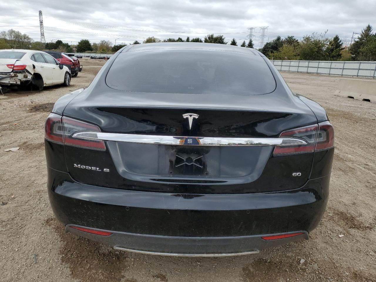 2014 Tesla Model S VIN: 5YJSA1S13EFP64841 Lot: 87273305