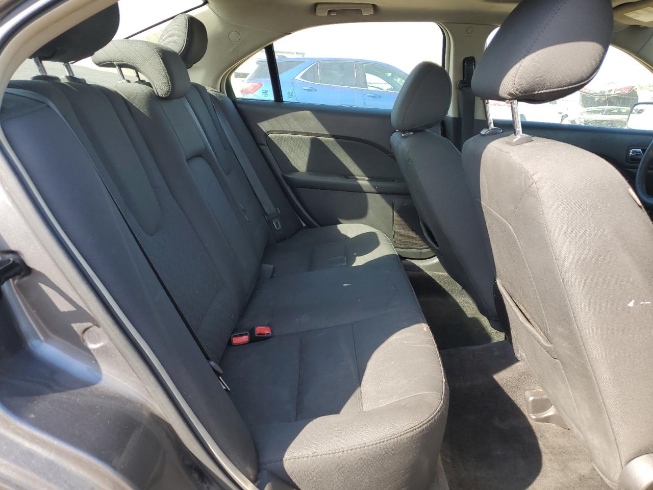 2011 Ford Fusion Se VIN: 3FAHP0HA4BR273415 Lot: 82183815