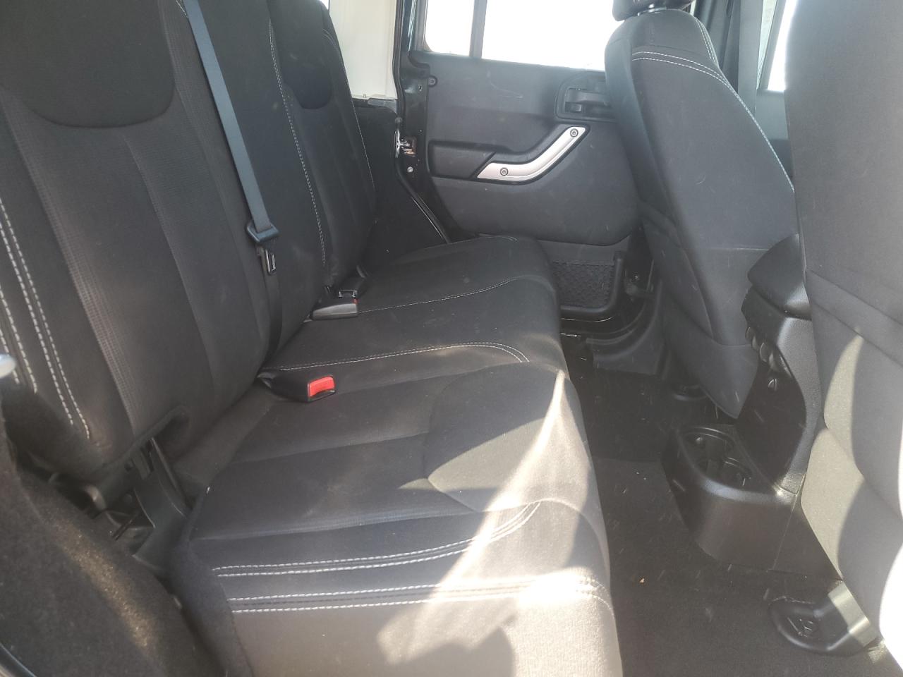 2015 Jeep Wrangler Unlimited Sahara VIN: 1C4BJWEG6FL730162 Lot: 81906355