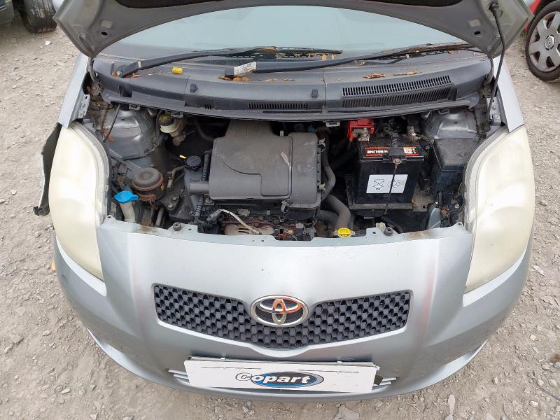2006 TOYOTA YARIS T3 