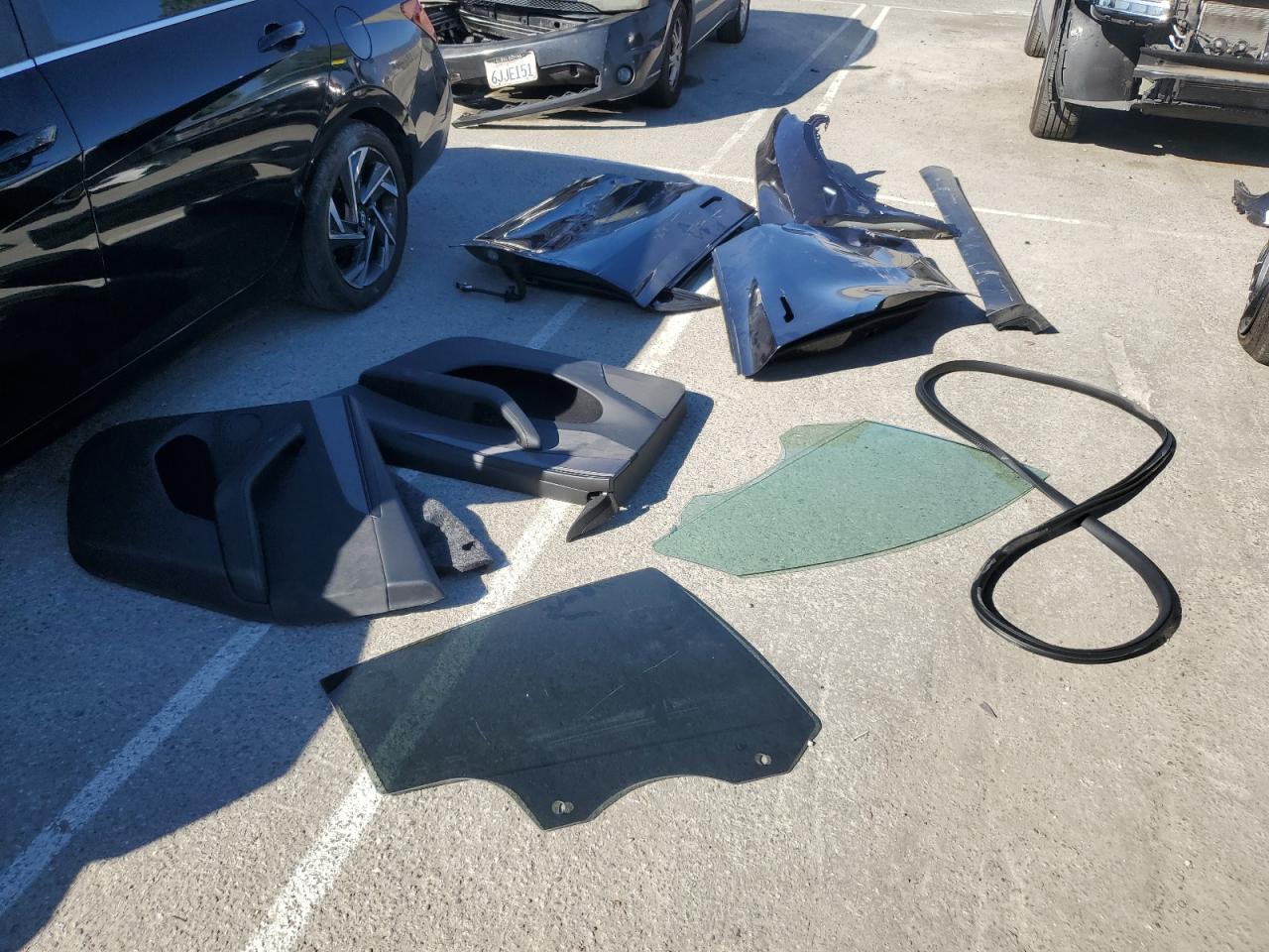 2026 Tesla Model Y VIN: 7SAYGDED9TF383639 Lot: 85420305