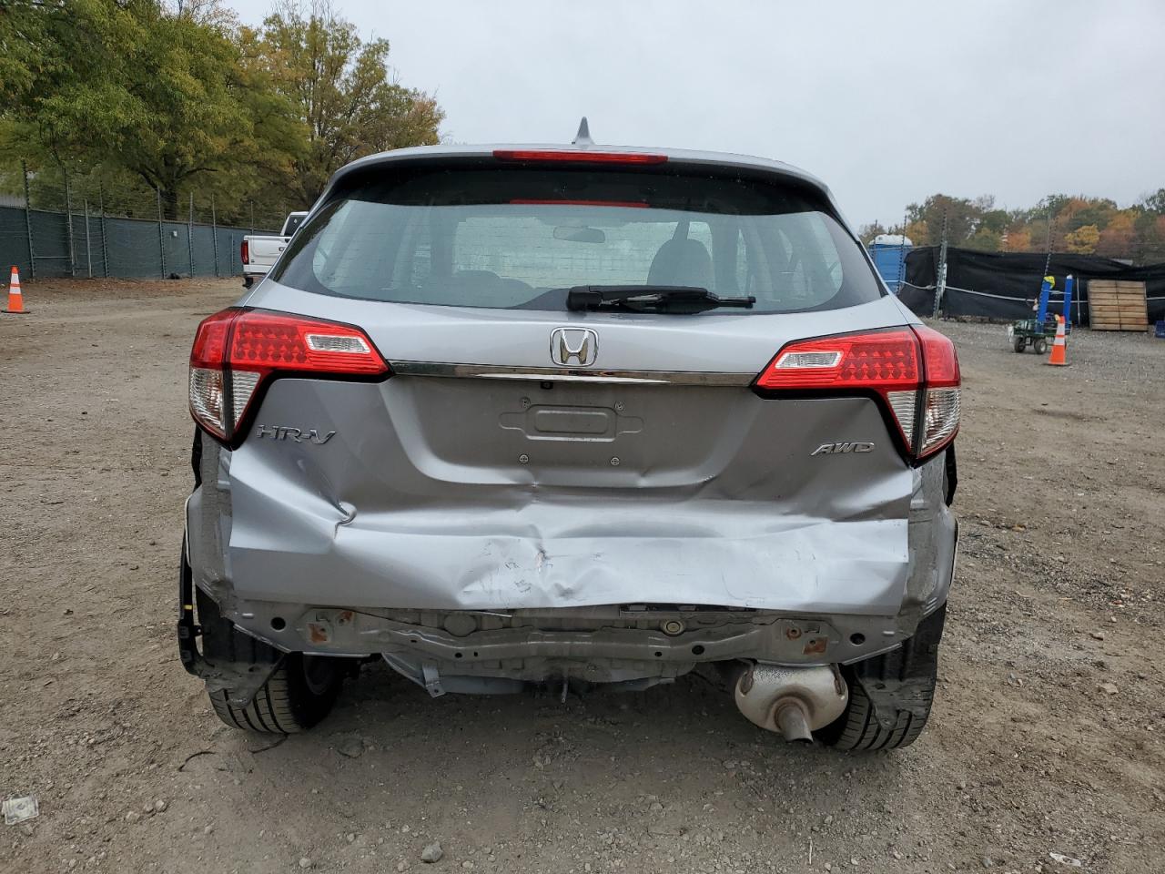 2020 Honda Hr-V Lx VIN: 3CZRU6H37LG702159 Lot: 85895925