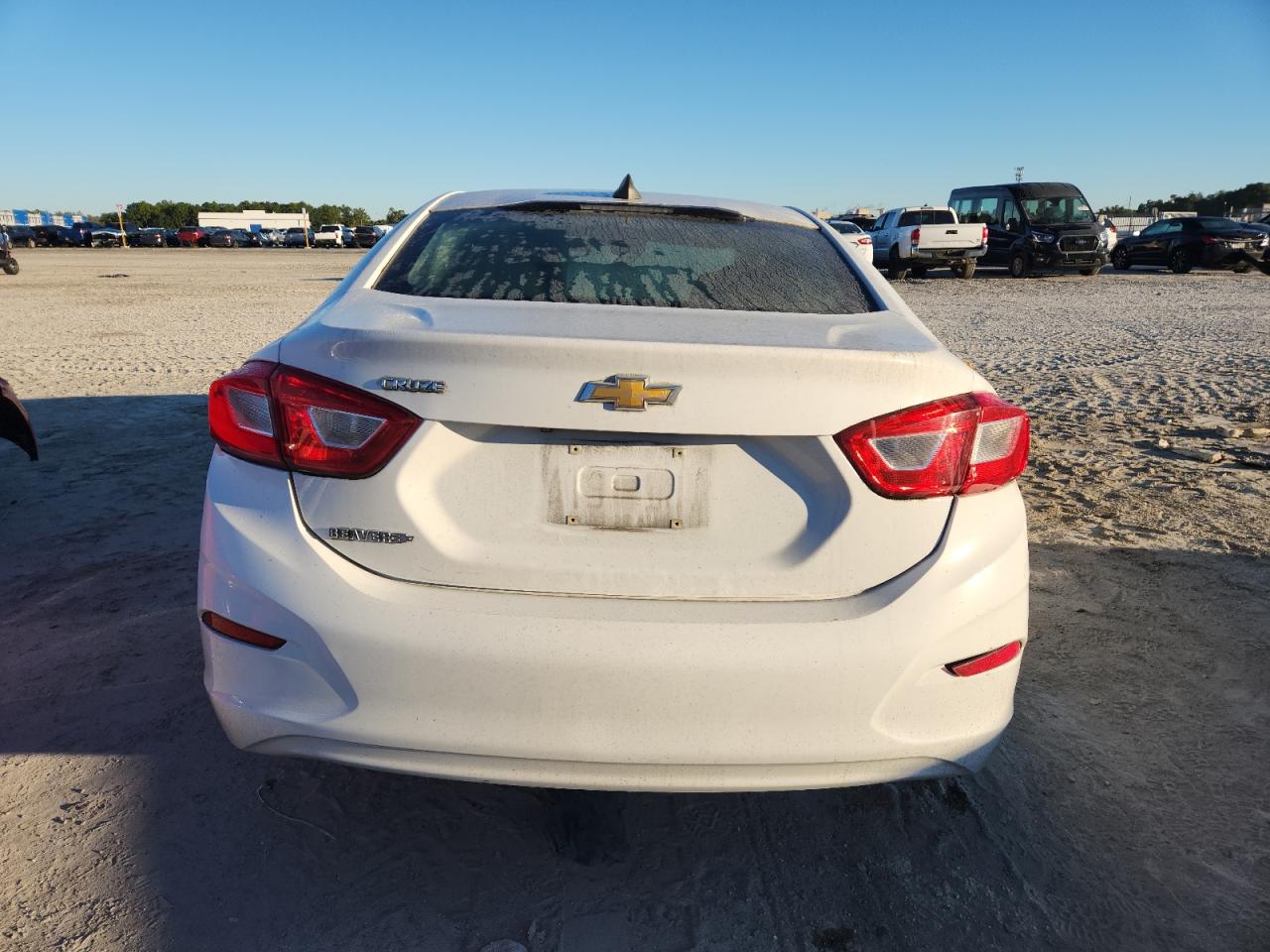 2018 Chevrolet Cruze Ls VIN: 1G1BC5SMXJ7135890 Lot: 90820475