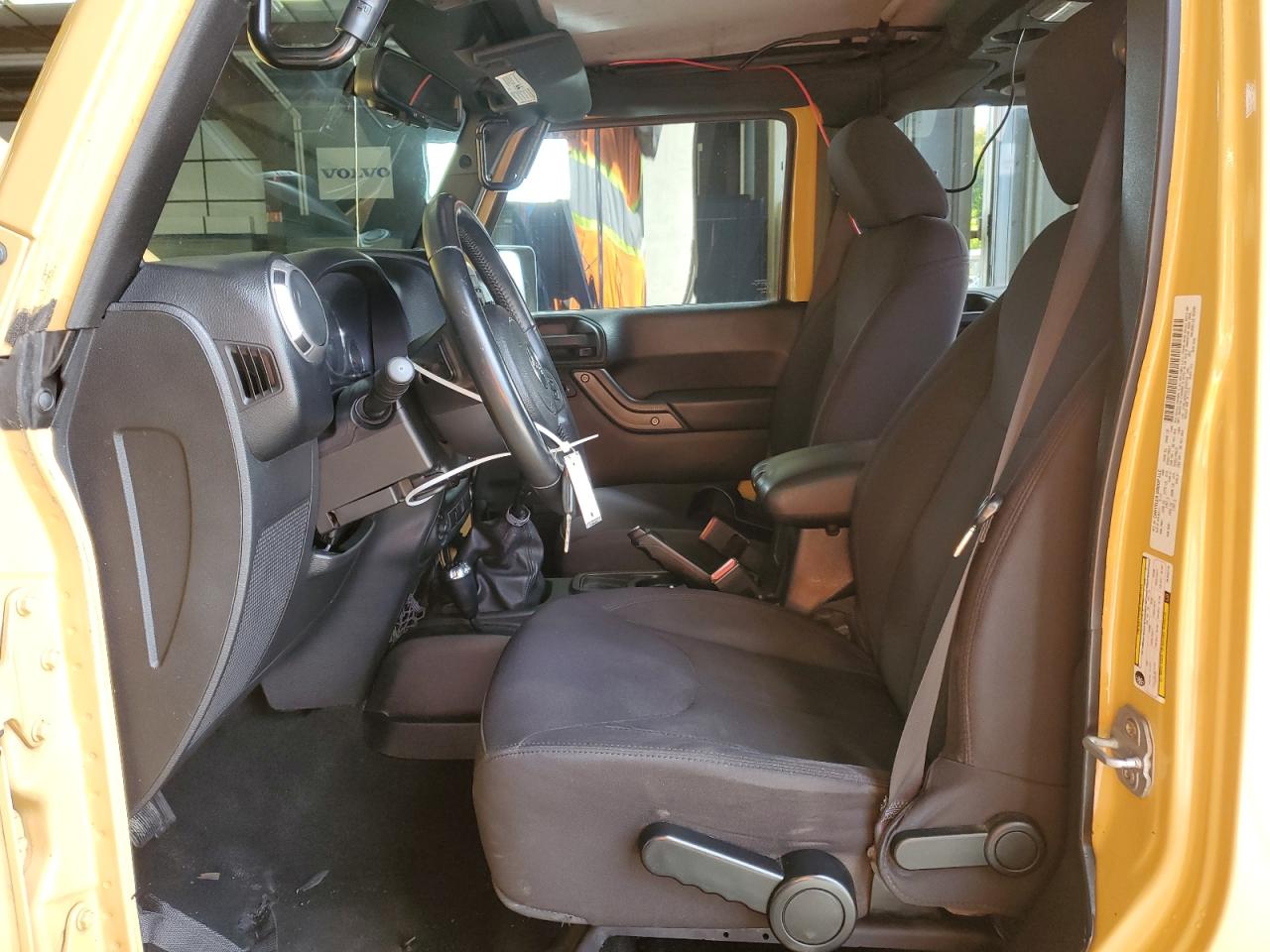 2013 Jeep Wrangler Unlimited Sport VIN: 1C4BJWDG5DL643710 Lot: 86104905