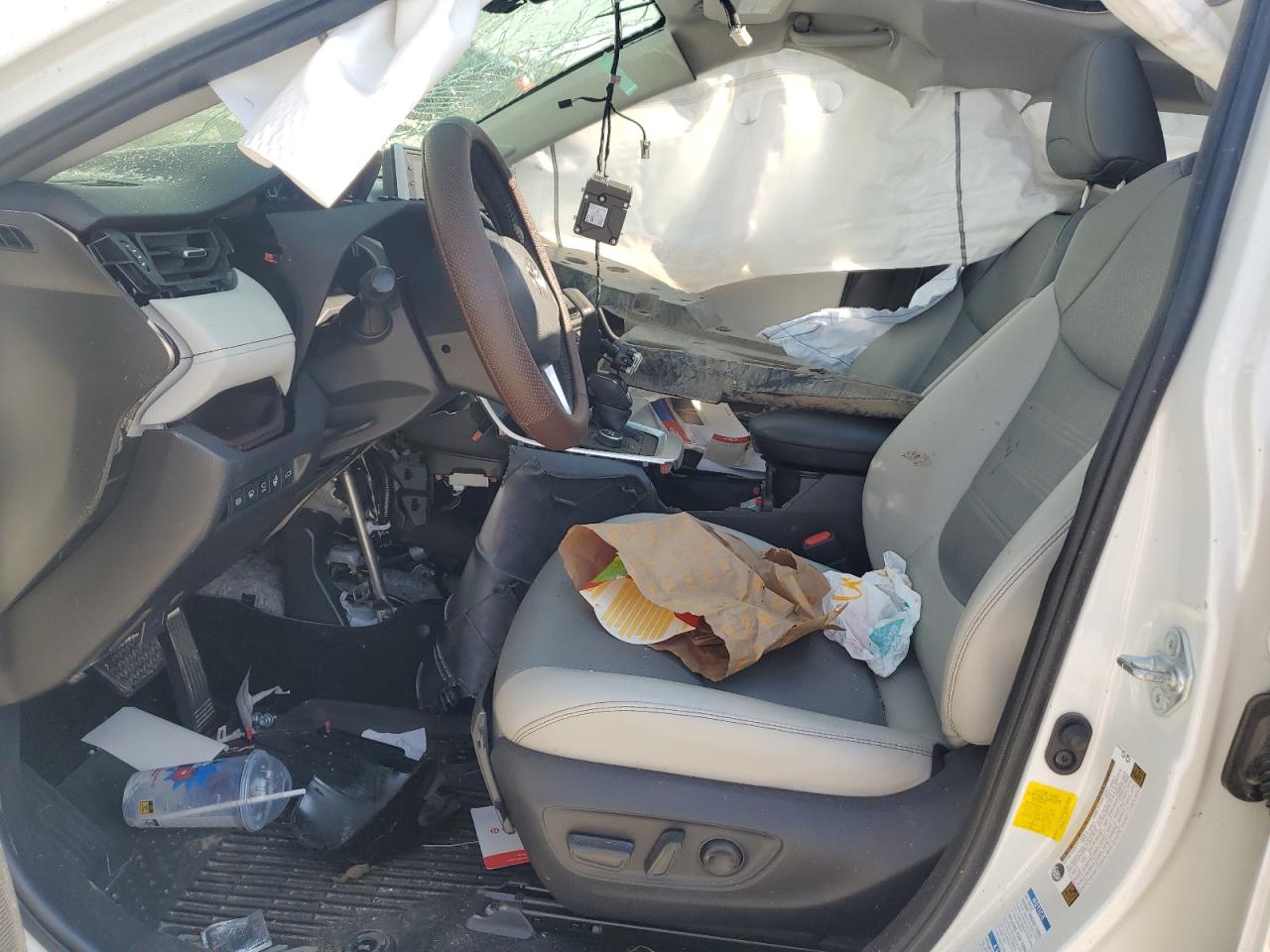 2019 Toyota Rav4 Limited VIN: JTMDWRFV4KJ004721 Lot: 85116895