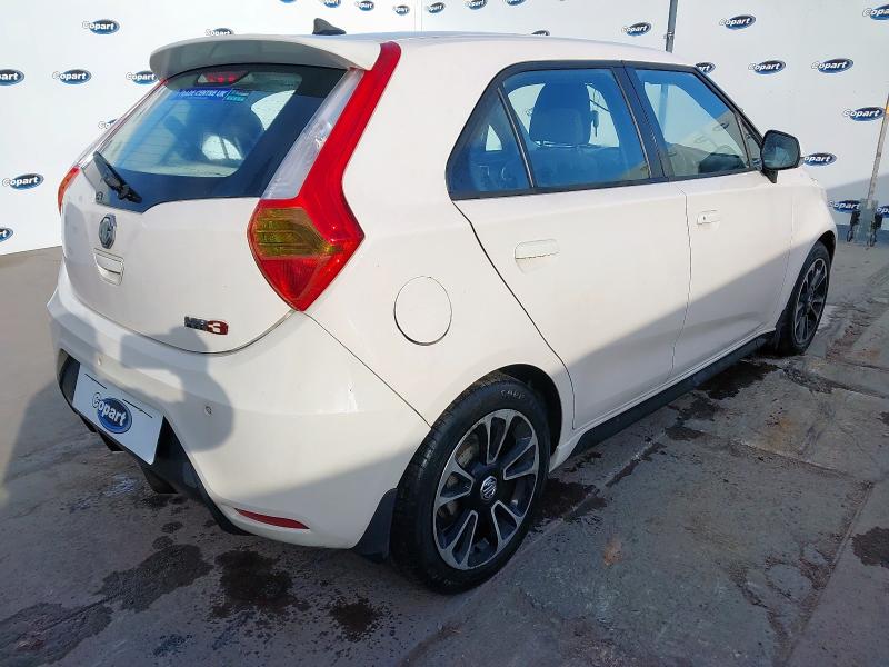 2015 MG 3 STYLE VTI-TECH 1.5 VTI-TECH 3STYLE 5DR