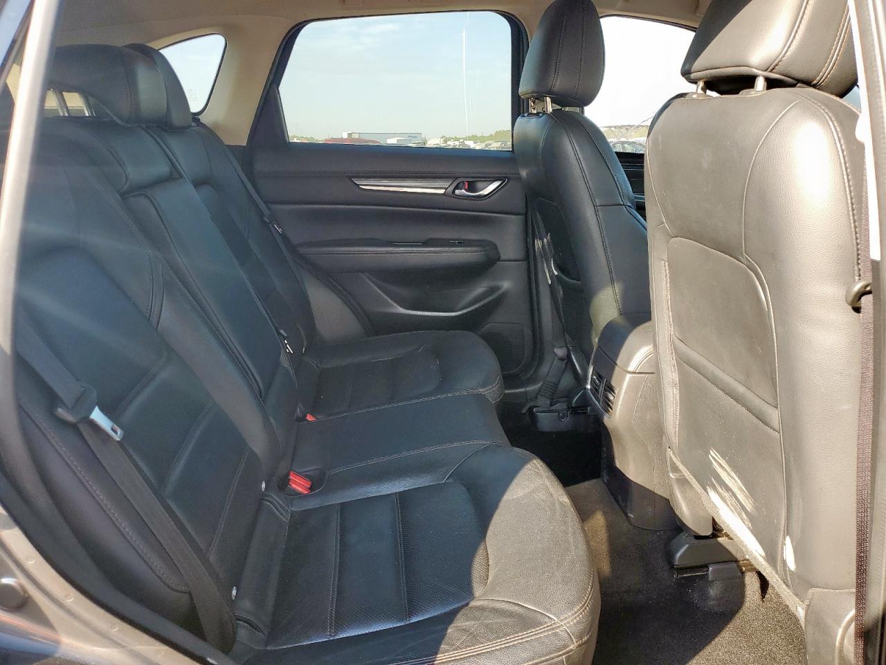 2017 Mazda Cx-5 Grand Touring VIN: JM3KFADLXH0112129 Lot: 85726925