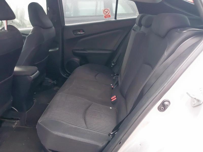 2018 TOYOTA PRIUS HYBRID 