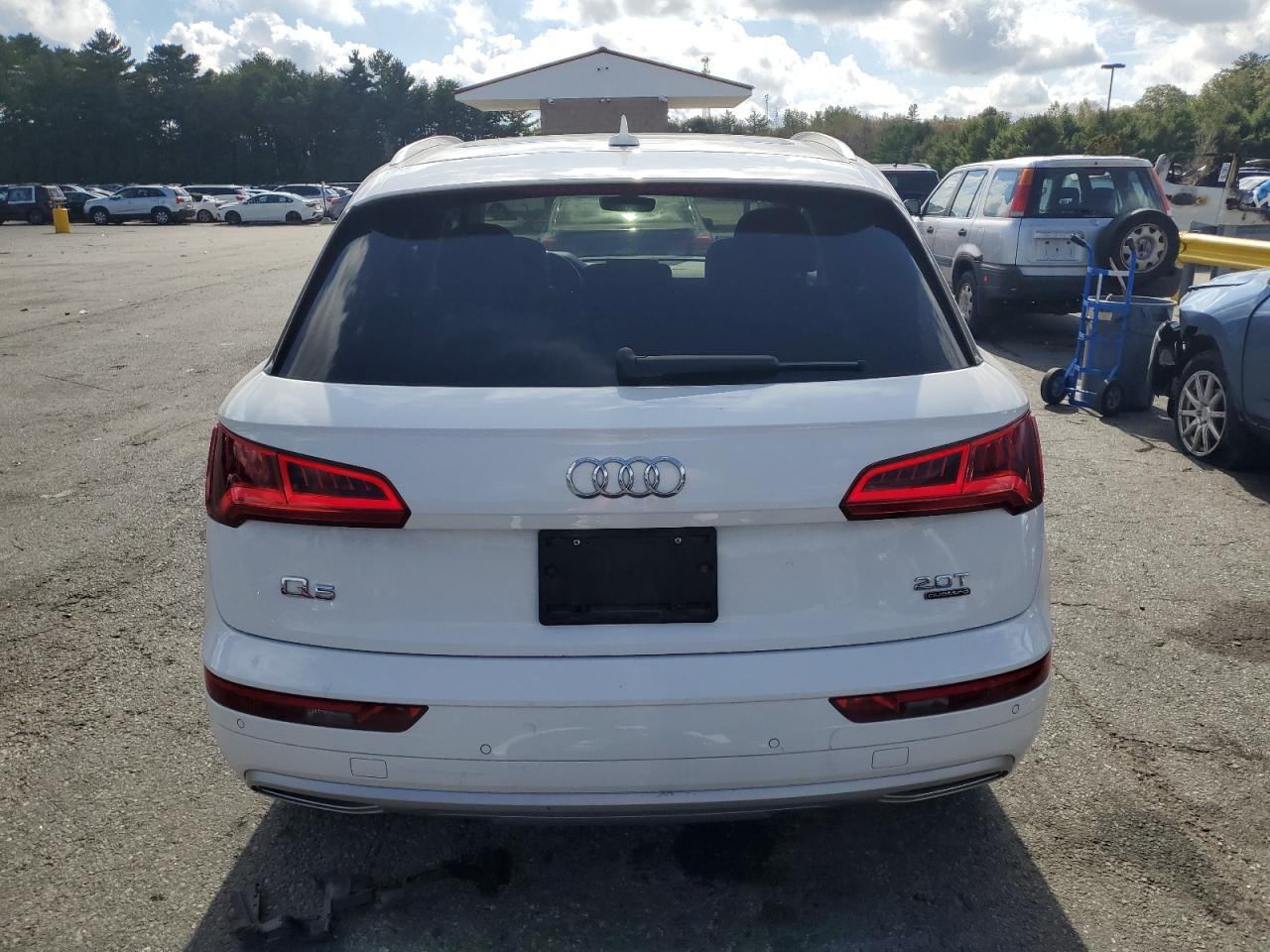 2018 Audi Q5 Premium Plus VIN: WA1BNAFY1J2006872 Lot: 85758315